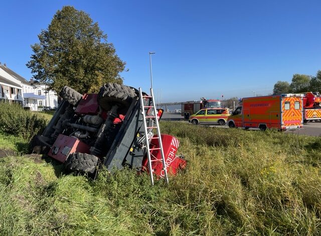 Teleskoplader in Stadersand umgestürzt - Fahrerin verletzt 7 Teleskoplader in Stadersand umgestürzt - Fahrerin verletzt