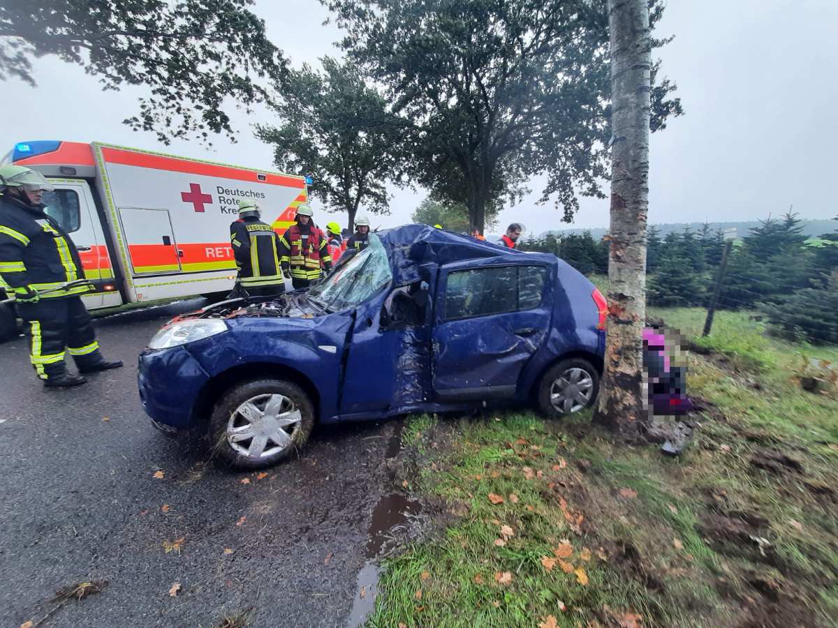 31-jährige Autofahrerin bei Unfall in der Gemarkung Heinbockel tödlich verletzt