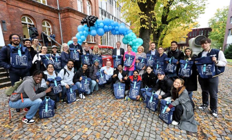 Harburg hieß die neuen Studierenden der TU Hamburg herzlich willkommen 11 Harburg hieß die neuen Studierenden der TU Hamburg herzlich willkommen