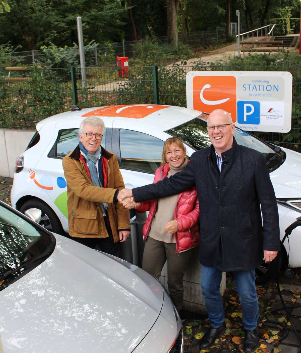Neue CarSharing-Station in Harburg eröffnet