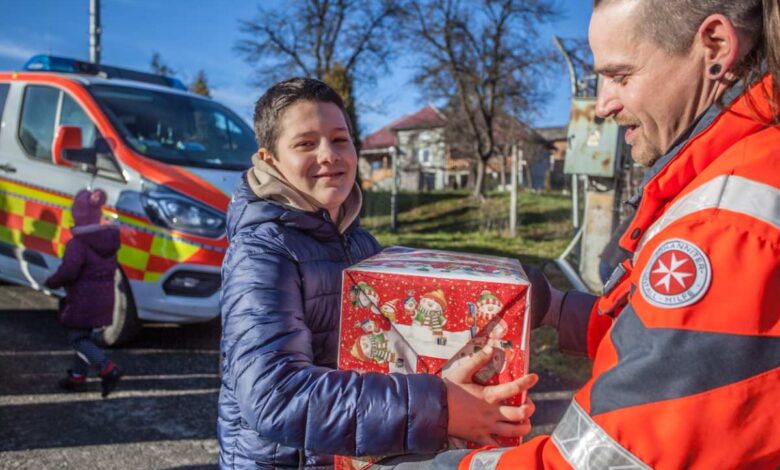 Freude am Helfen: Startschuss für den Johanniter-Weihnachtstrucker