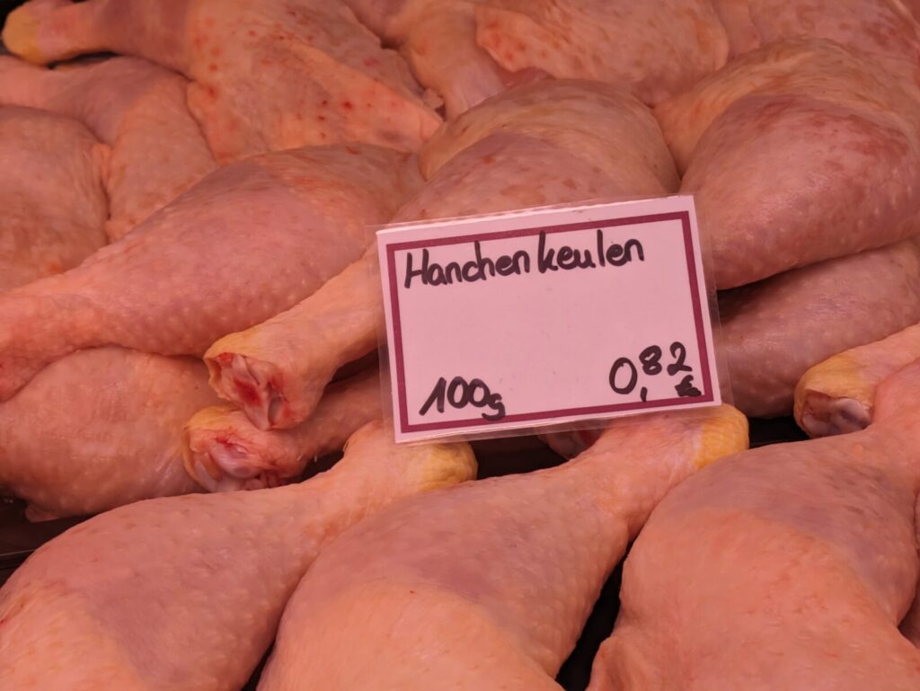 Große Auswahl: Neuer Geflügelstand auf dem Wochenmarkt Neugraben