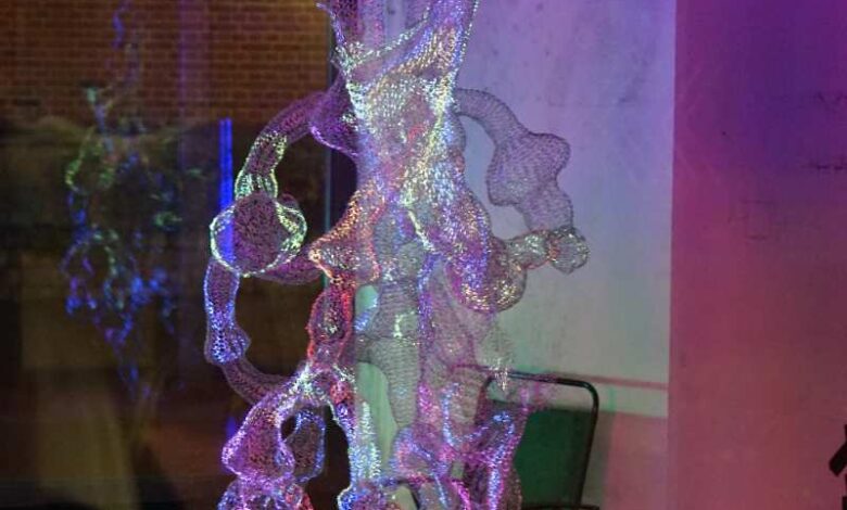 KunstSchauFenster Harburg: Kunstwerke lokaler Künstler bis Jahresende zu sehen