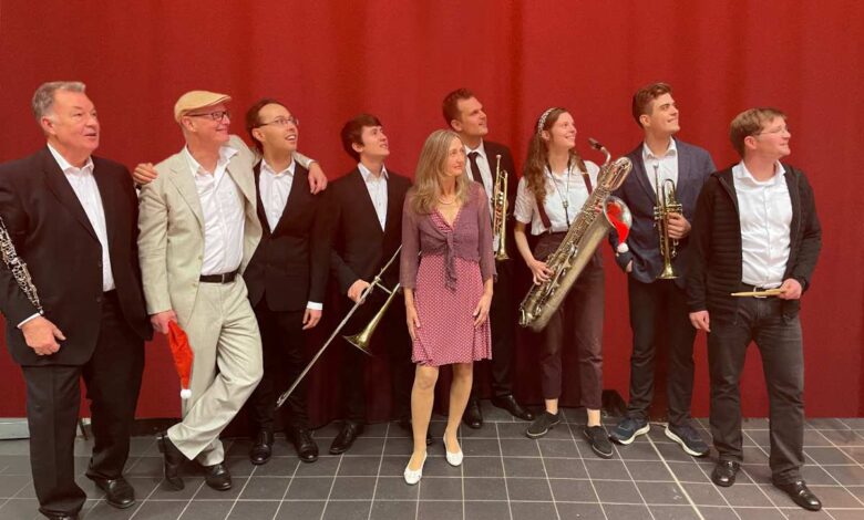 Beswingt in den vierten Advent: Adventsingen mit den Santa Thomas All Stars