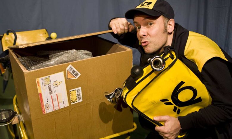 Überraschungspaket: Theater Wolkenschieber spielt „Und ab die Post!” 