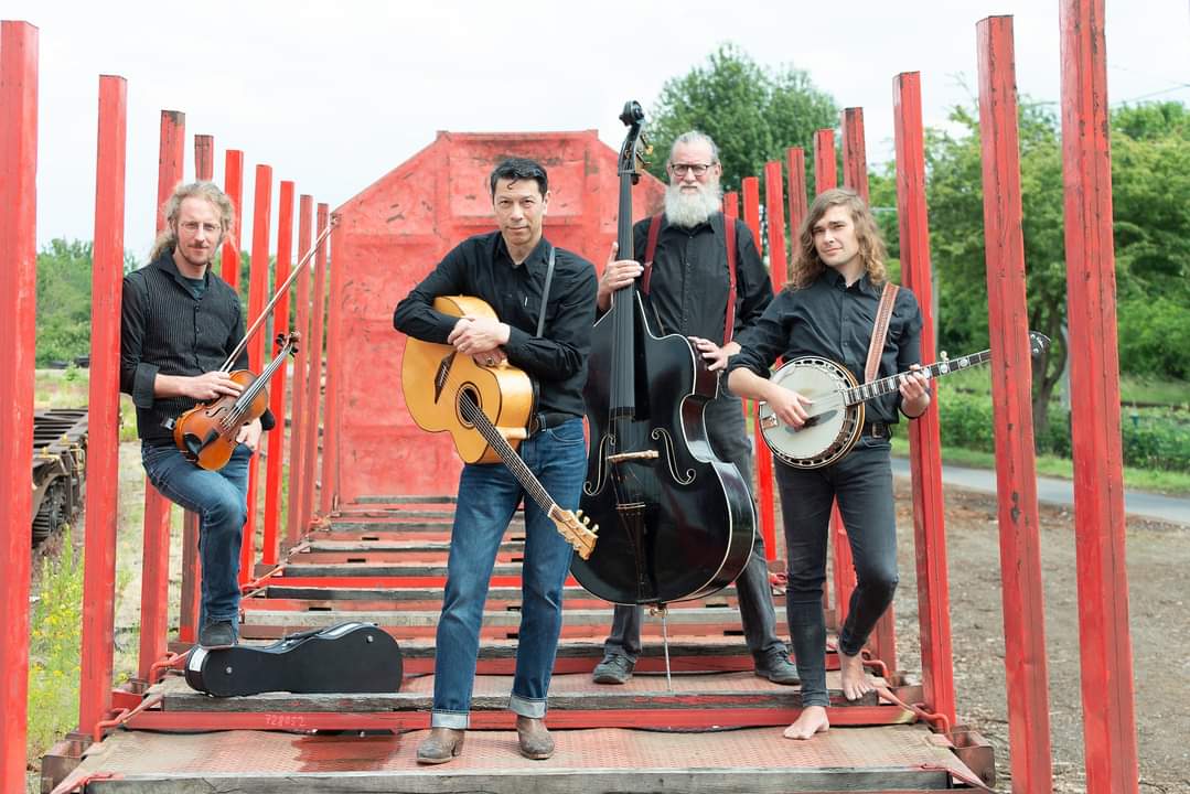 Dörphus übernimmt Bluegrass Cash Konzert aus dem Komm du Programm