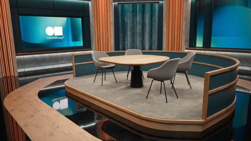 Caren Miosga stellt ihr neues Studio und das Konzept der Talkshow vor