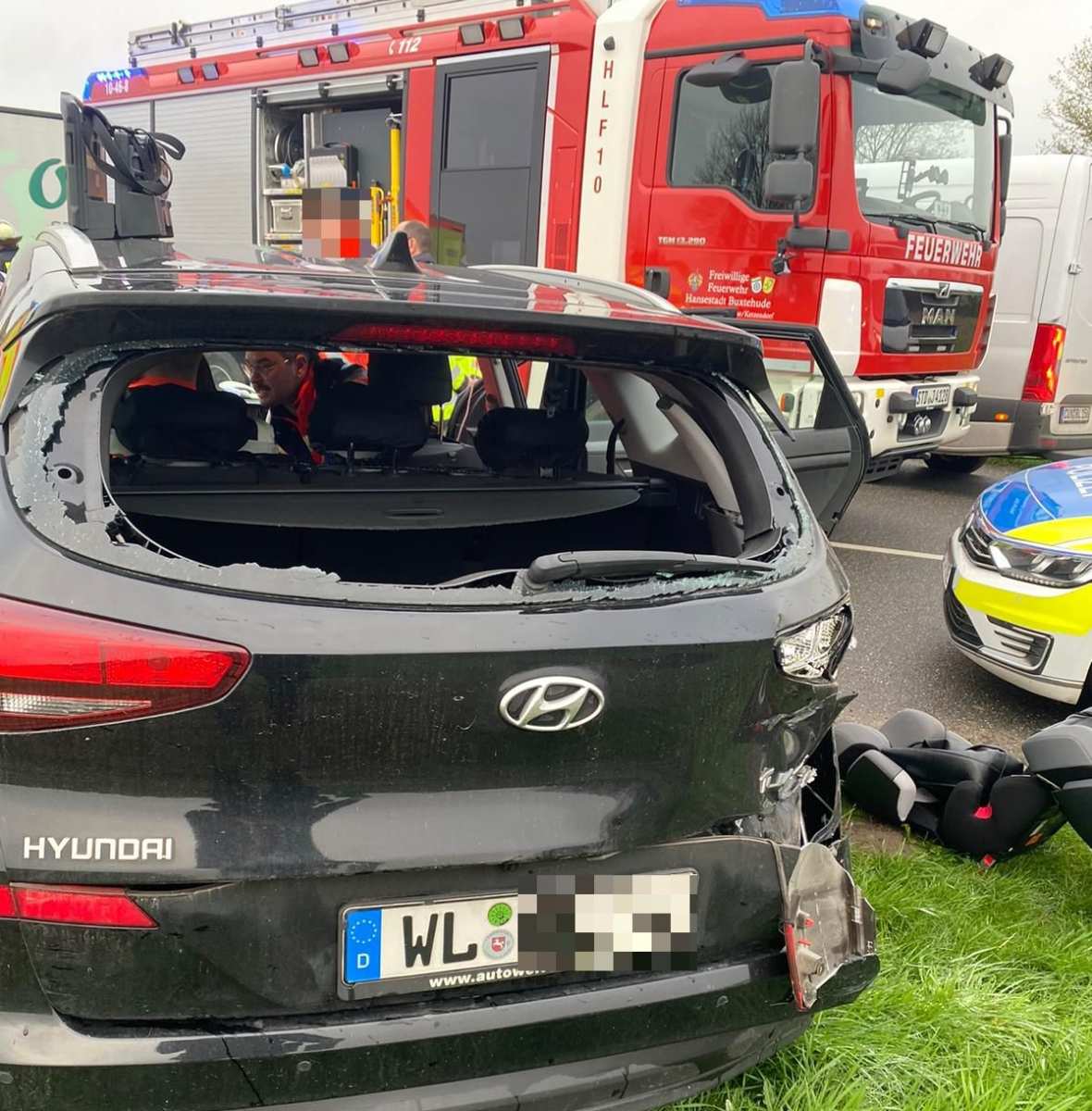 Autofahrerin bei Unfall auf der Bundesstraße 3 in Buxtehude verletzt