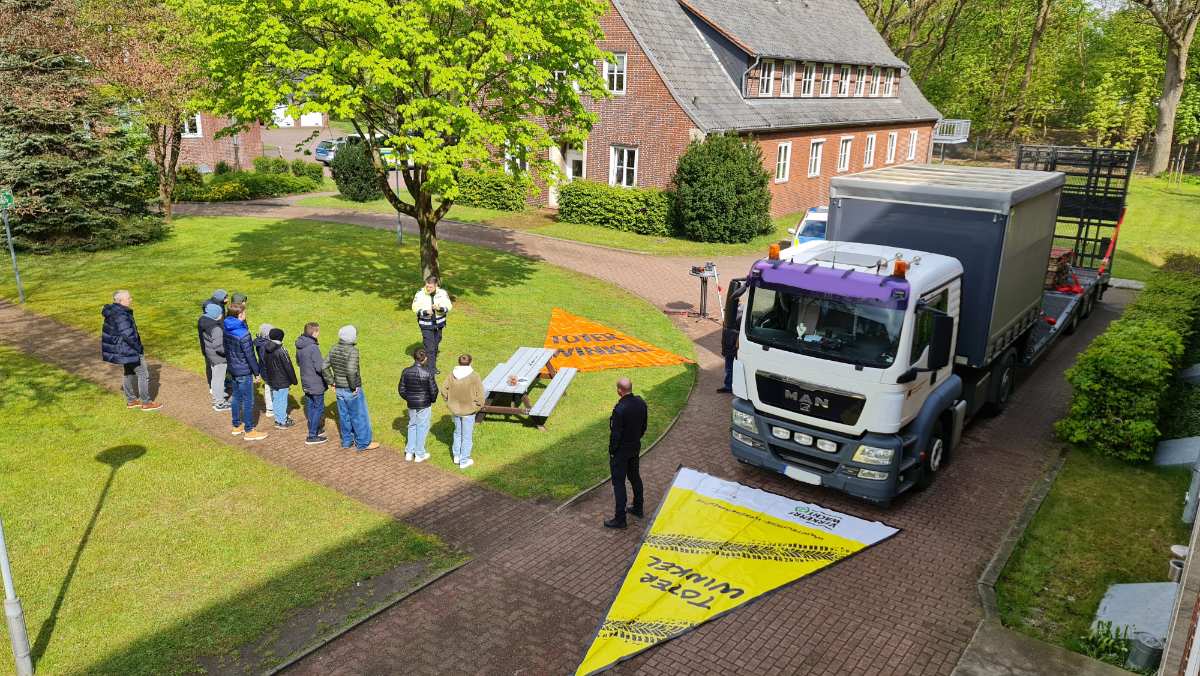 Spannende Einblicke beim Girls- und Boys-Day: Schülerinnen und Schüler erkunden Polizeiarbeit