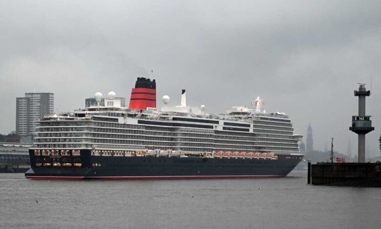 Hamburg begrüßt die Queen Anne: Erstes Anlegen des neuen Kreuzfahrtschiffs im Hafen