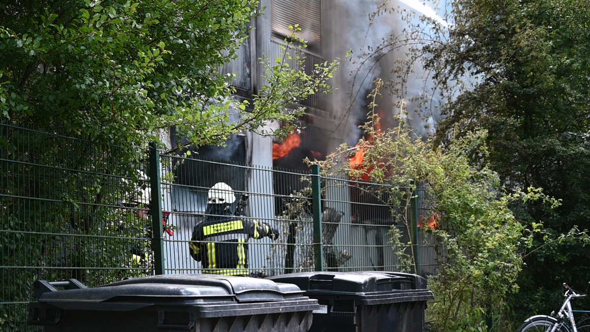 Explosion in Asylbewerberunterkunft: Mehrere Verletzte und ein Todesopfer