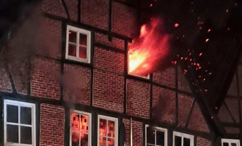 Feuer in historischem Gebäude – Restaurant in der Lämmertwiete ausgebrannt