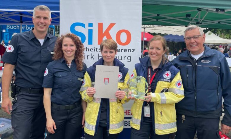 Ehrenamtliches Engagement gewürdigt: KIT des DRK Harburg erhält SiKo-Preis