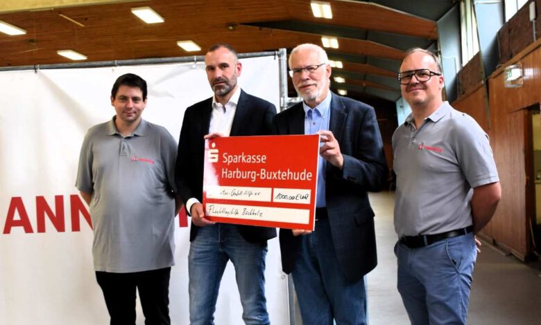 Für Brandopfer: Großzügige Spende der Kolpingsfamilie an Johanniter-Flüchtlingshilfe