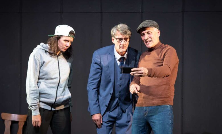 Harburger Theater: Spielzeit 2024/25 – „Achtsam morden“