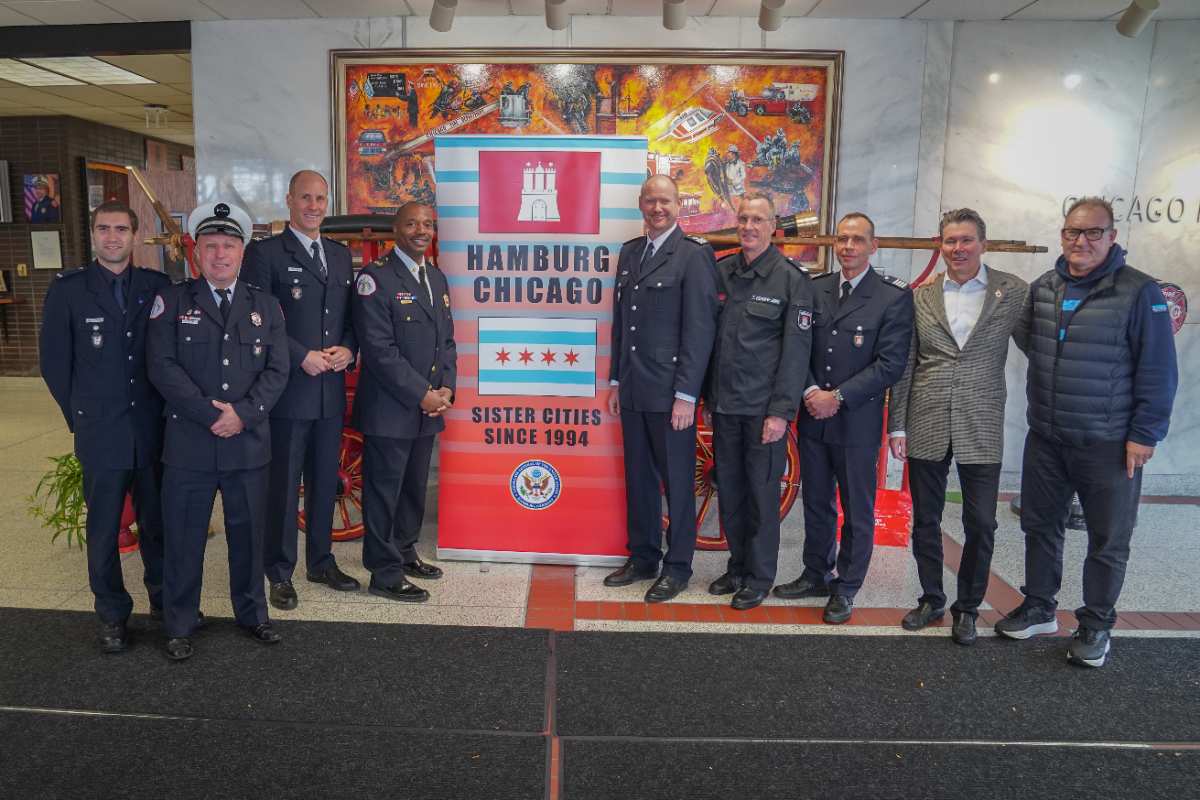 Feuerwehr Hamburg und Chicago Fire Department bekräftigen Partnerschaft