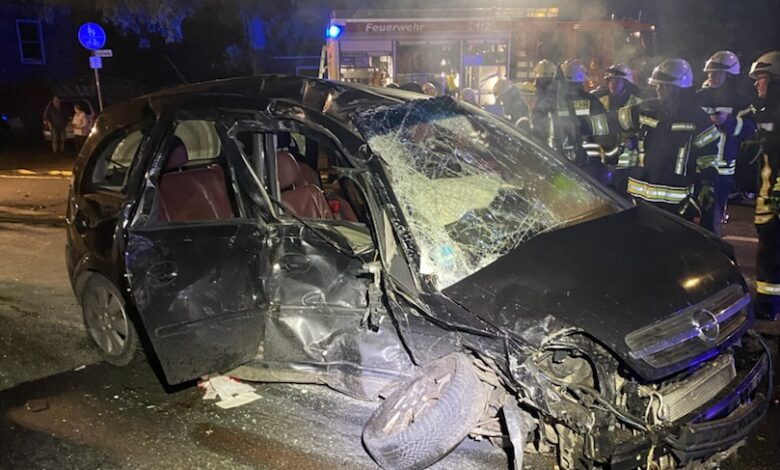 Schwerer Verkehrsunfall in Kutenholz: 20-Jähriger schwebt in Lebensgefahr 3 Schwerer Verkehrsunfall in Kutenholz: 20-Jähriger schwebt in Lebensgefahr