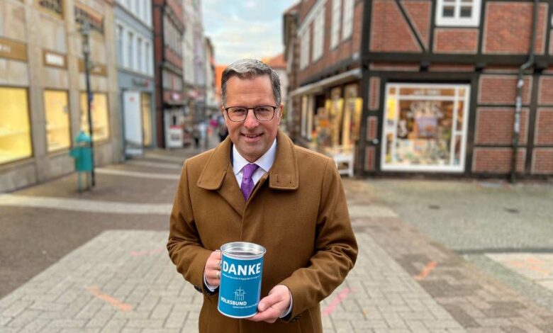 Spendenaufruf zum Volkstrauertag: Bürgermeister und Landrat bitten um Unterstützung 6 Spendenaufruf zum Volkstrauertag: Bürgermeister und Landrat bitten um Unterstützung
