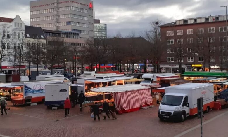 Wochenmarkt am Sand lädt ein: Apfelpunsch und Sonderöffnung vor Weihnachten