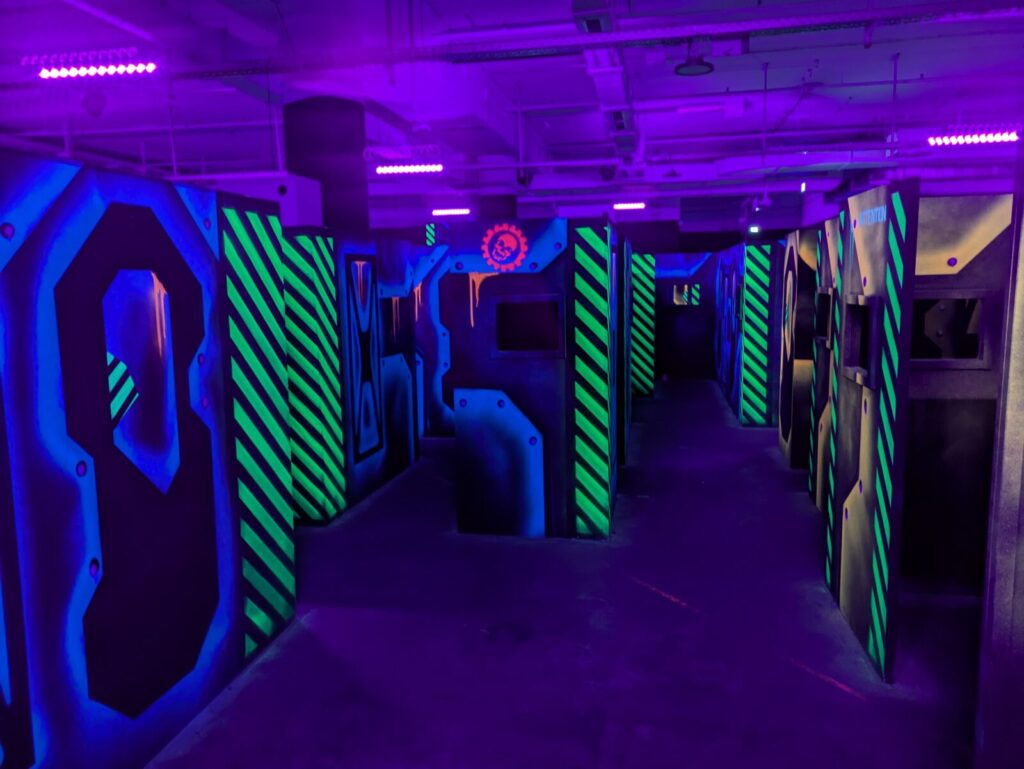 Hamburgs innovativste Lasertag-Arena eröffnet im Othmarschen Park