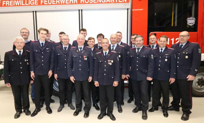 a group of men in uniform