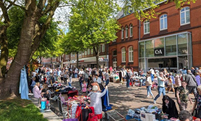 Stader Frühjahrströdelmarkt lockt am 11. Mai mit besonderer Altstadt-Atmosphäre 10 Flohmarkt