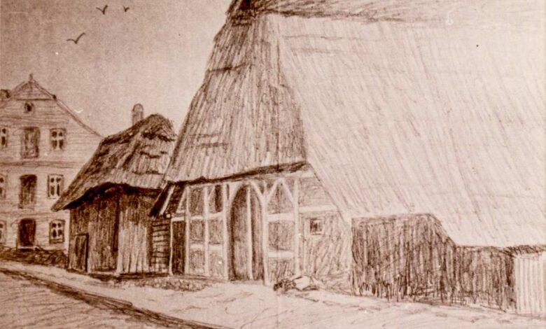 a drawing of a house