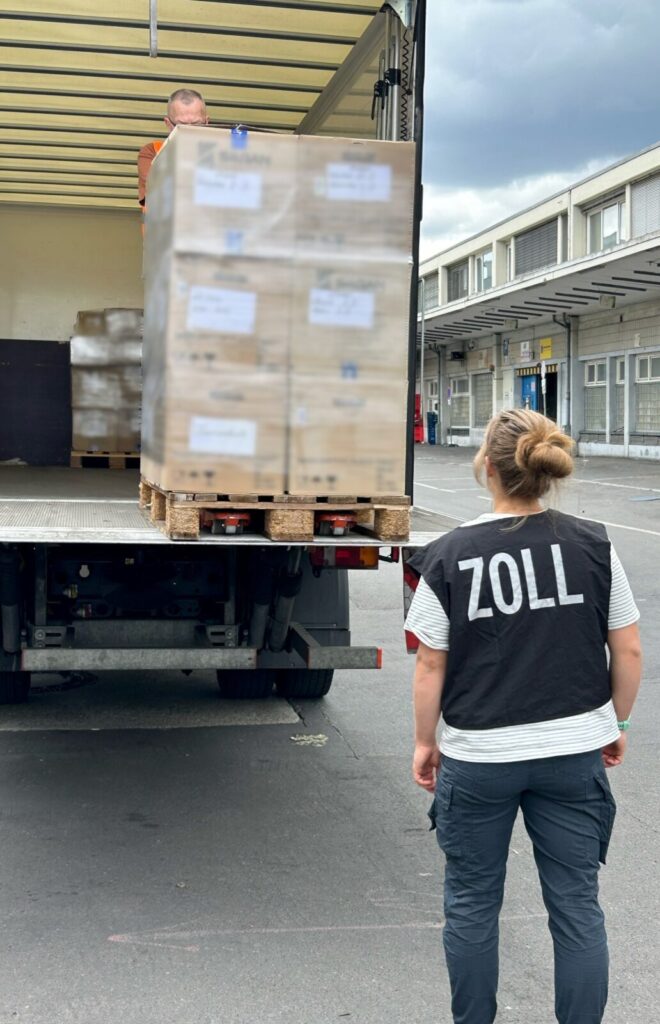 Zoll deckt mutmaßlichen Sanktionsverstoß mit Kaviarersatz auf