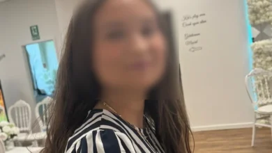 a woman with a blurry face