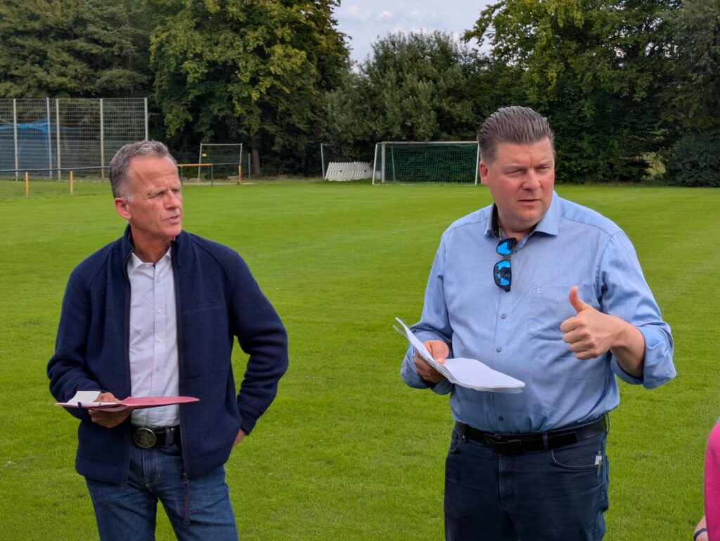 "Showdown" auf dem Rasenplatz des Moorburger TSV
