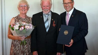Bliedersdorf ehrt Hans-Wilhelm Glüsen mit dem Bundesverdienstkreuz für ein Lebenswerk voller Einsatz
