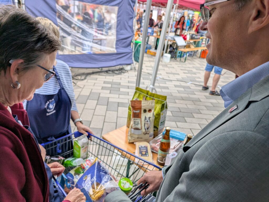 Hamburg-Neugraben: Tausende feiern beim Stadtteilfest auf dem Marktplatz