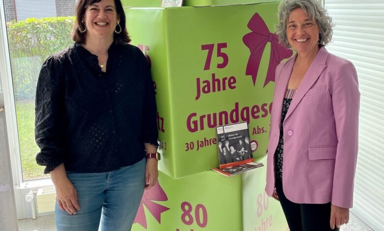 Ausstellung im Winsener Rathaus beleuchtet das Ringen um Gleichberechtigung 3 Frauenrechte, Jubiläum, Ausstellung, Diskussion