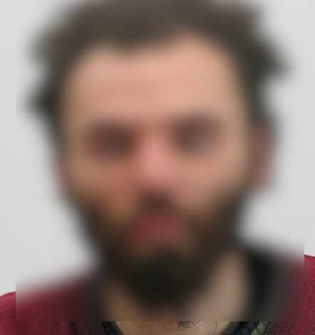 Öffentliche Fahndung: 28-jähriger Ruben Lennart B. aus Neugraben-Fischbek wird vermisst 2 Mann mit lockigem Haar und Pullover