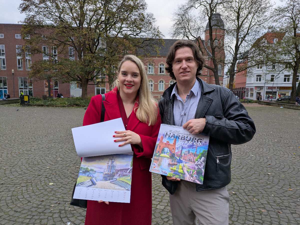 Zwei Personen mit Kalender und Stadtplan.