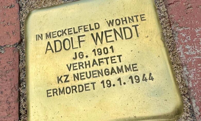 Seevetal erinnert am 9. November an die Opfer der Reichspogromnacht – Gedenkaktion an Stolpersteinen in Hittfeld und Meckelfeld 5 Seevetal erinnert am 9. November an die Opfer der Reichspogromnacht – Gedenkaktion an Stolpersteinen in Hittfeld und Meckelfeld